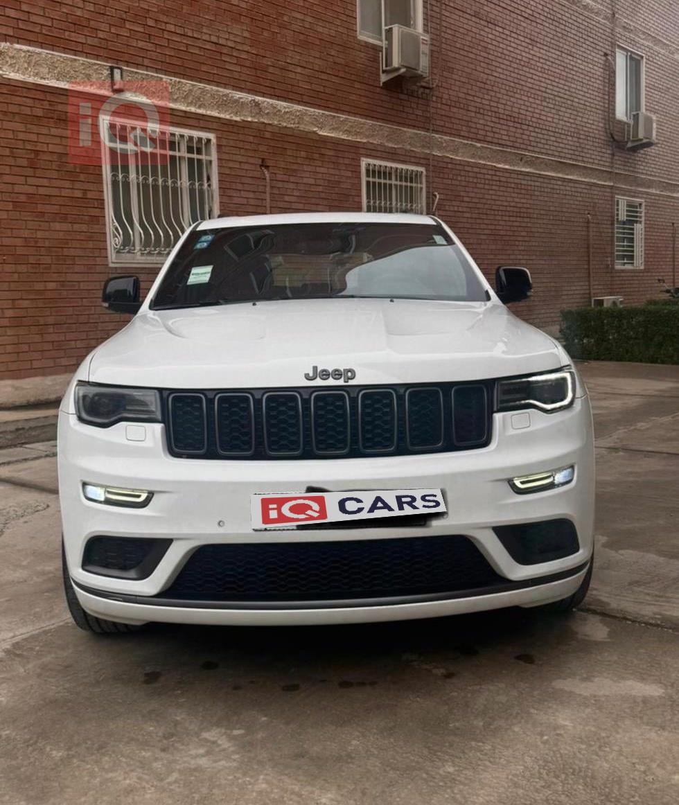 جيب جراند شيروكي